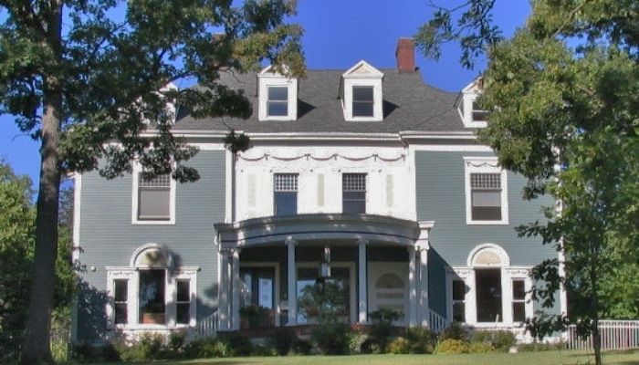 Photo credit: Burnhamandroot via Wikimedia Commons, https://bit.ly/31O0tcY